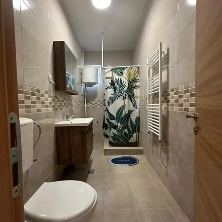 Lägenhet Ira's Square 2 Bedroom Free Parking *