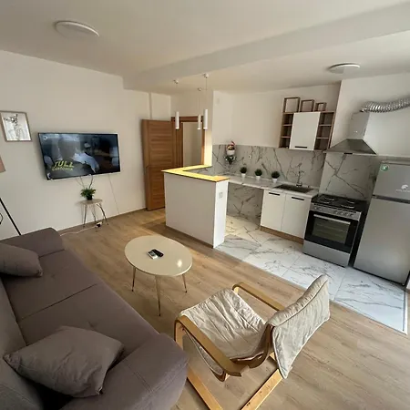 Ira's Square 2 Bedroom Free Parking *