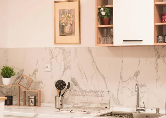 Apartment Ira's Square 2 Bedroom Free Parking